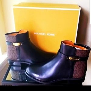 MICHAEL KORS women's shoes